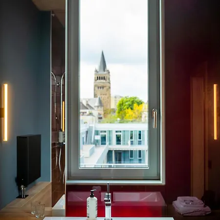 Theclouth Hotel 3*