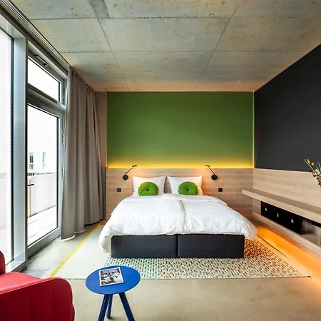 Theclouth 3* Cologne