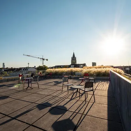 Theclouth Otel